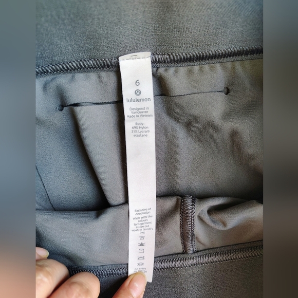 Lululemon x Soulcycle leggings activewear Ride & Reflect 28" Metal Grey sz 6. - Picture 14 of 17